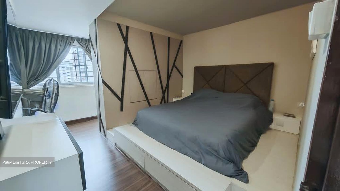 Blk 527 Hougang Avenue 6 (Hougang), HDB 5 Rooms #558942791